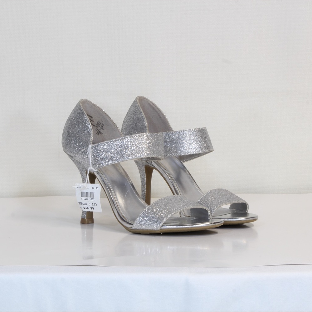 Fioni Silver Sparkle Glitter Kritique Two Band Heels